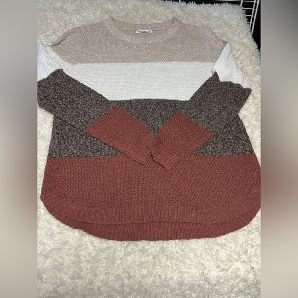 Pink Clover Cream and Brown Crew Neck‎ Sweater